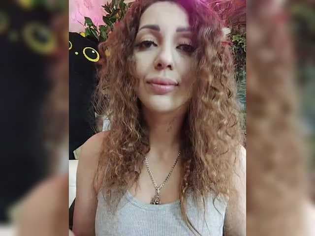 SexyKitty75-1 live cam