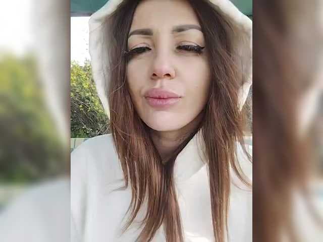 SexyKitty75-1 live cam