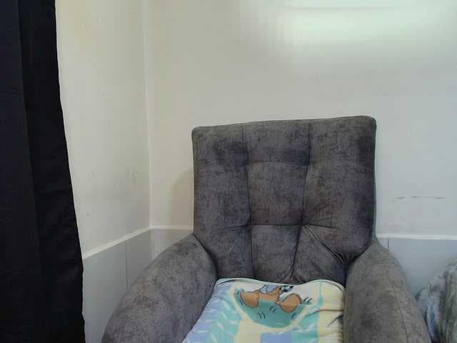 Isabellaagarcia live cam