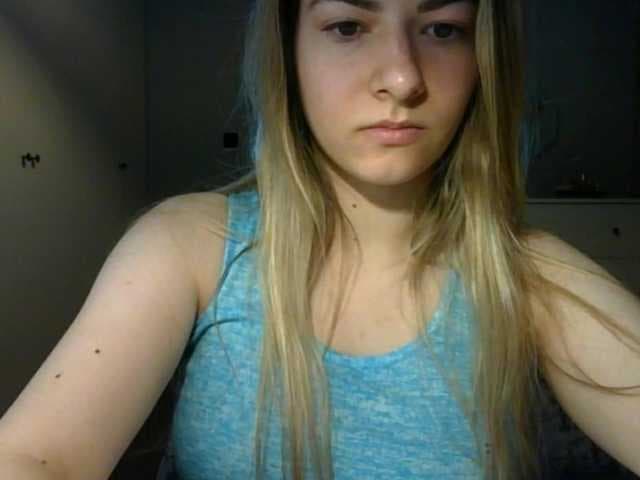 RosieJune live cam on BongaCams