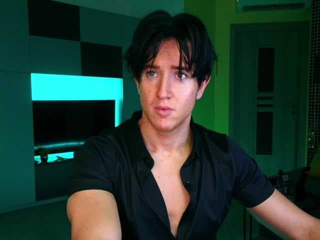 ChristianLevine live cam