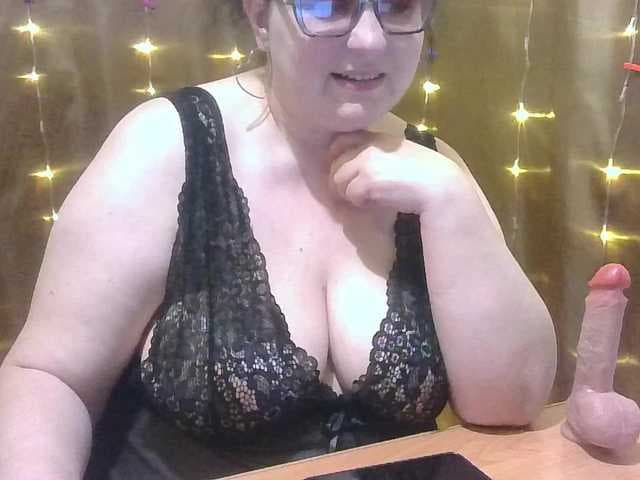 MadamKatyusha live cam