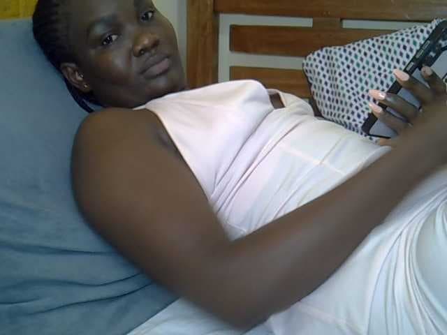 Prettyliz30 live cam