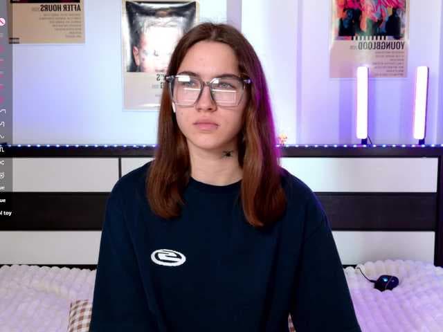 EvaVonMarx live cam
