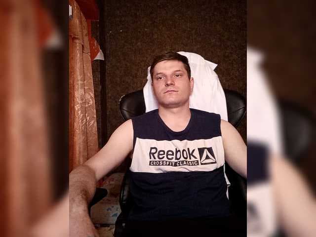 Maxi228a live cam