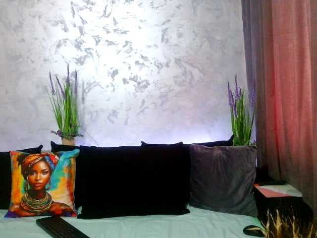 Aahedaysy live cam
