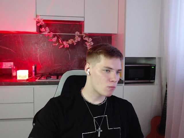 yourlildemon live cam