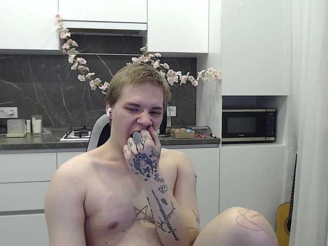 yourlildemon live cam