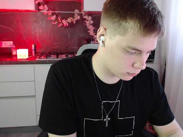 yourlildemon live cam