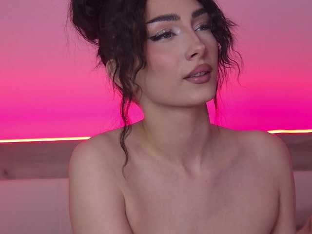 AnyaLobb live cam on BongaCams