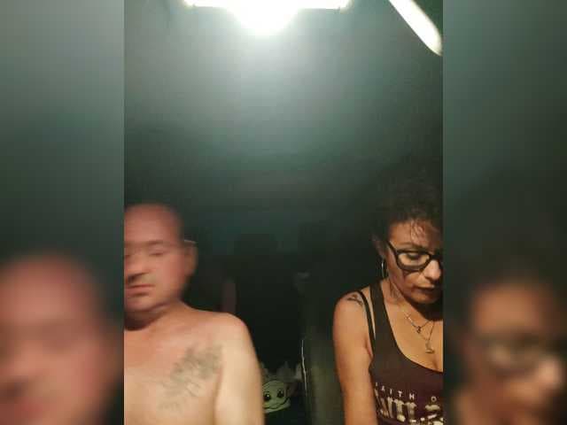 Carlos4100 live cam