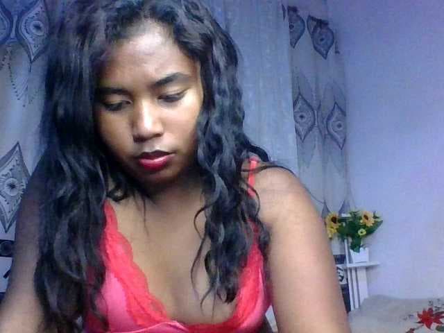 Pauliemarie live cam on BongaCams