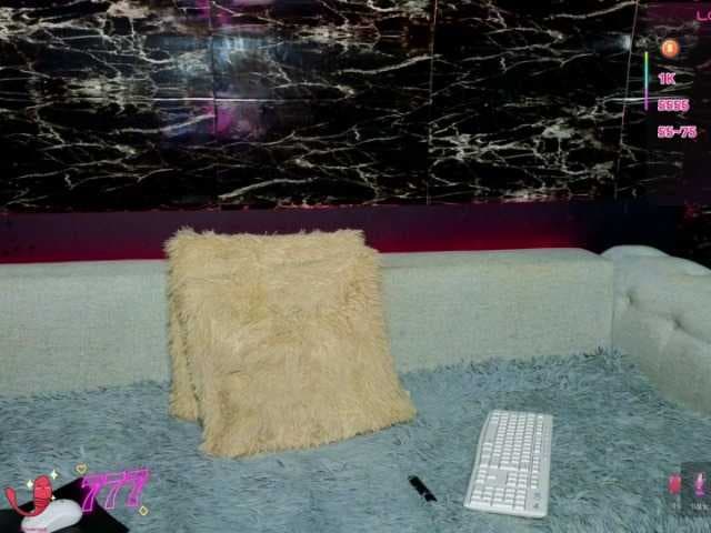 KaylaJoy live cam