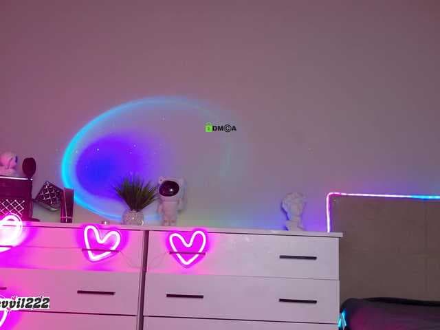 Devil2222 live cam