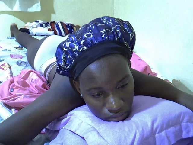 sexxy-maya1 live cam