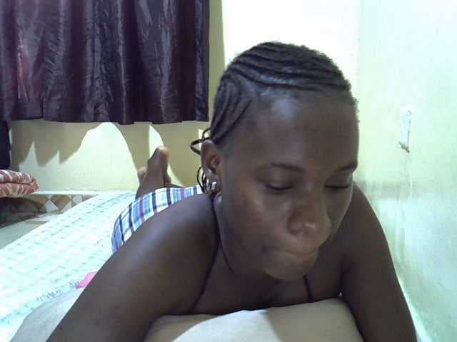 sexxy-maya1 live cam