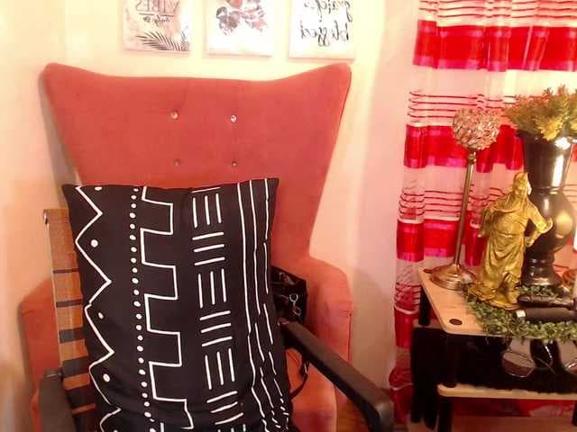 CuteyCumShasha live cam