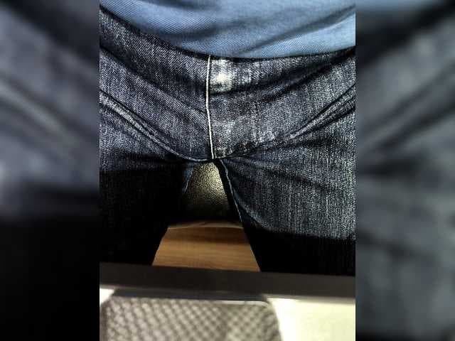 MAX16123 live cam