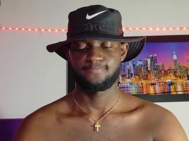 BlackStalliion69 live cam