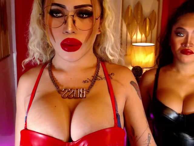 PowerPupCouple live cam