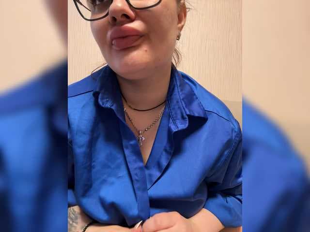 Sweetgirl31111 live cam