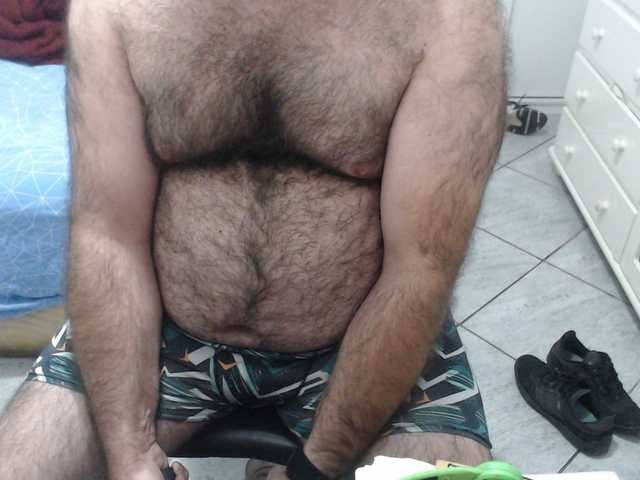 MysterBearMG live cam