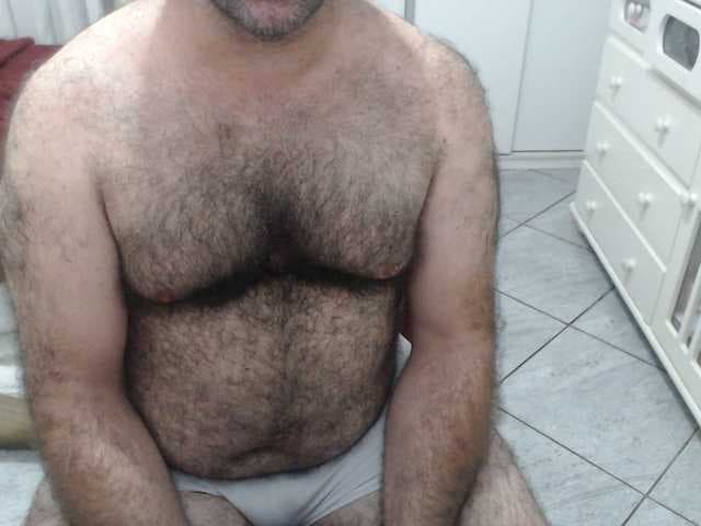 MysterBearMG live cam