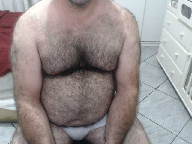MysterBearMG live cam