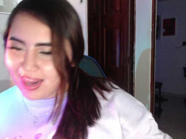 GraceYuly live cam