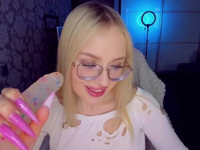 ElinaOcean live cam