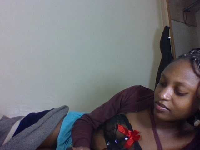 Vinsishly11 live cam