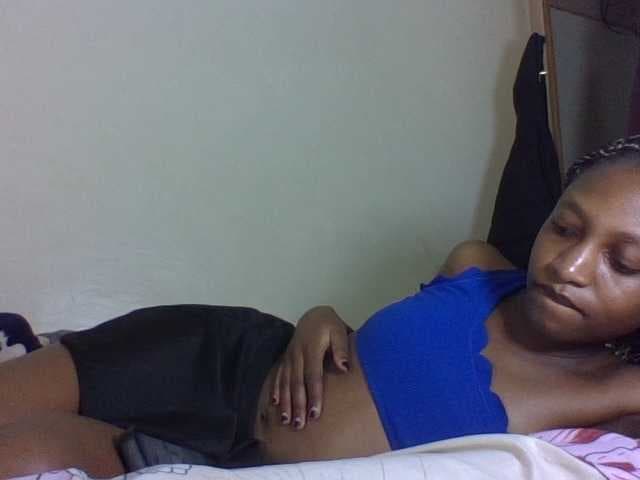 Vinsishly11 live cam