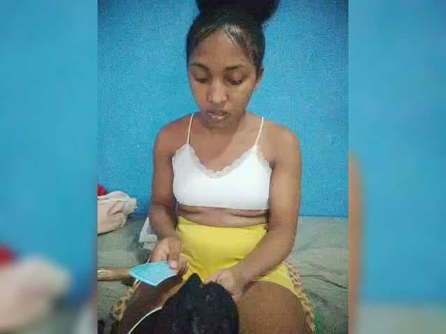 Annais19 live cam