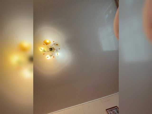 MilfaSguirt live cam