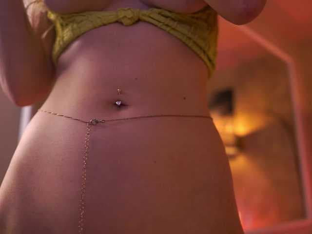 MaddieBryggs live cam