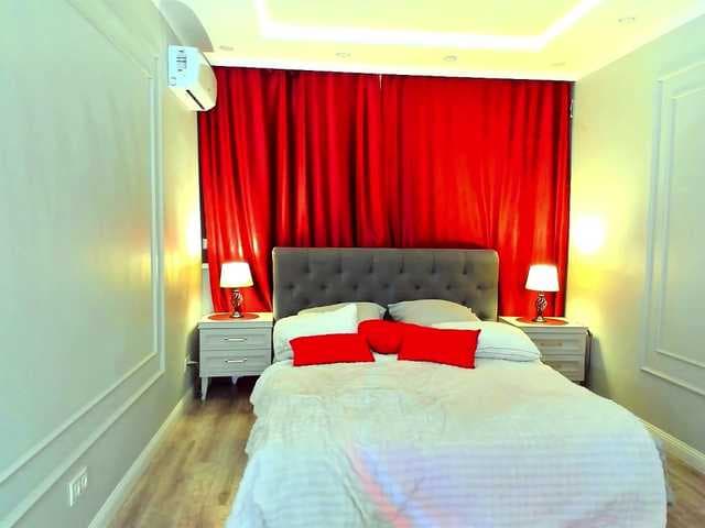 MakeYouHappy live cam