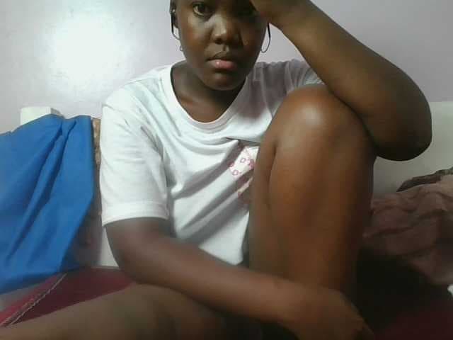 Sexyicey live cam