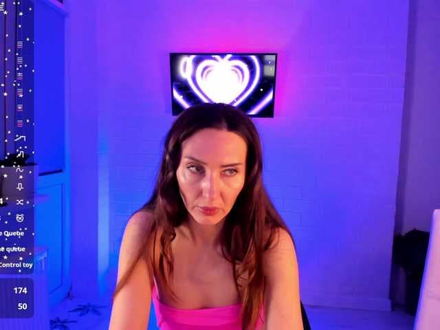 EternalLilith live cam