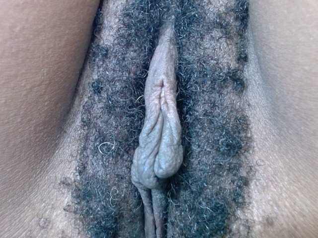 Skinybitchx live cam