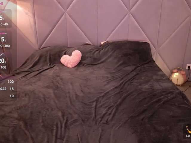 DanielaReign live cam
