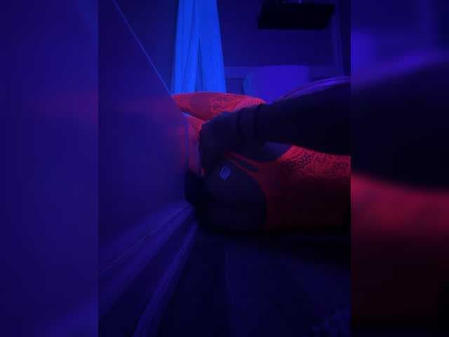 Hotcum4u-1 live cam