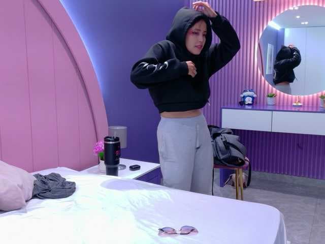 AmyJoness1 live cam