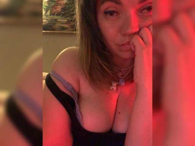 ElizavetaCream live cam