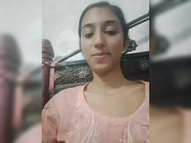 AlinaPopy live cam