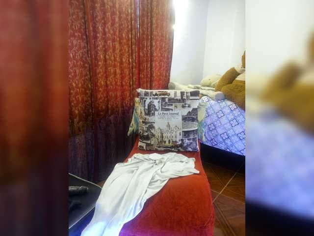 MeganHotCurvy live cam on BongaCams