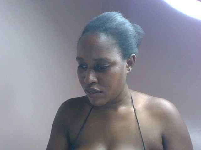 cute-africanah live cam