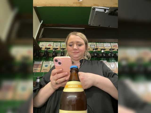 KiraMalina live cam