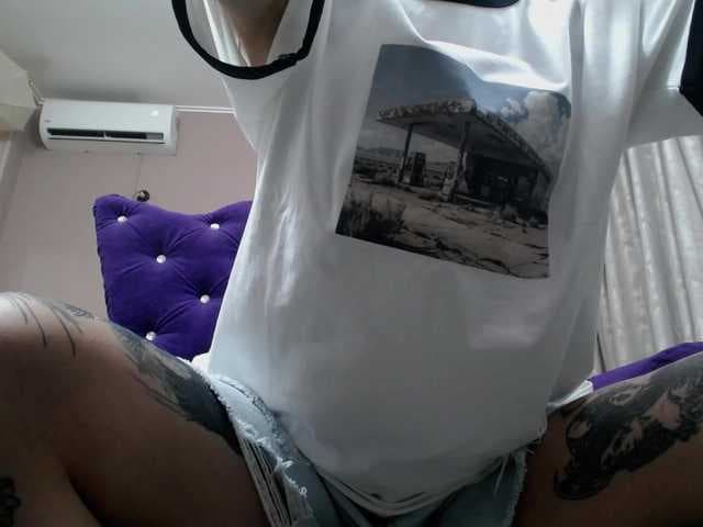 KennysXX live cam on BongaCams