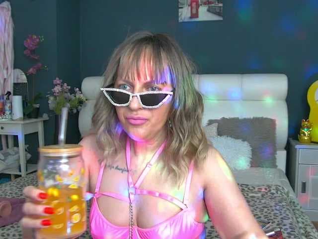 CougarMilf live cam