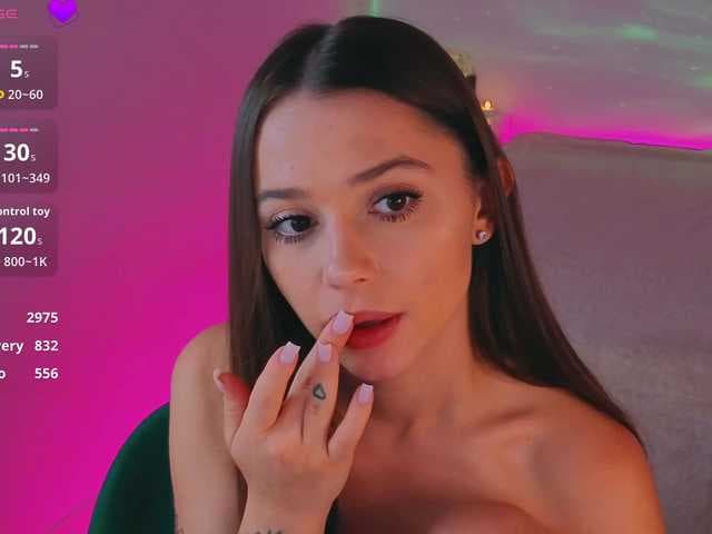 Myshastik live cam